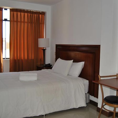 Mc Hotel Ика Экстерьер фото